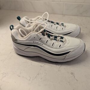 Easy Spirit White and Teal Athletic Shoes. Worn Once.  Excellent Condition!!